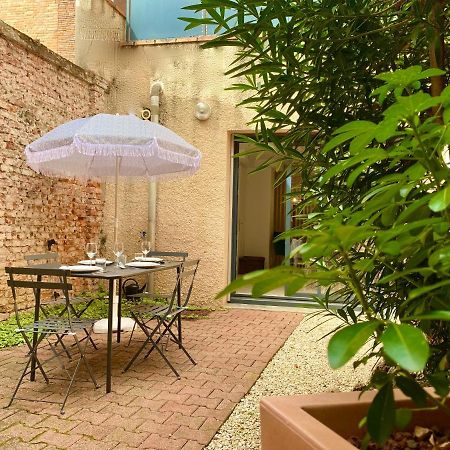 L'Improbable Rendez-Vous Apartment Montauban Exterior photo